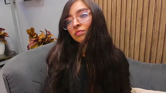 Eva Macalliter online show from 03/14/25, 04:21