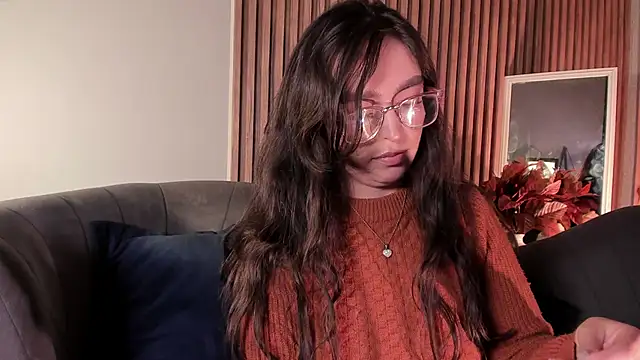 Eva Macalliter online show from 04/05/26, 03:24