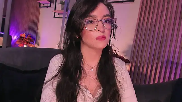 Eva Macalliter online show from 04/19/26, 03:18