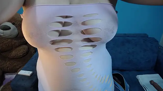 Sunny rayz  online show from 02/21/26, 09:00