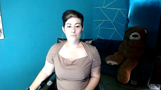 Sunny rayz  online show from 07/22/26, 03:14