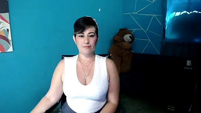 Sunny rayz  online show from 07/25/26, 03:07
