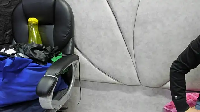 HornySlut69  online show from 03/02/26, 12:33