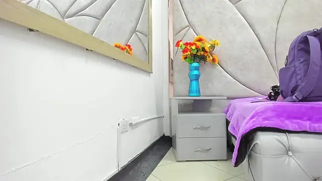 HornySlut69  online show from 12/04/25, 12:37