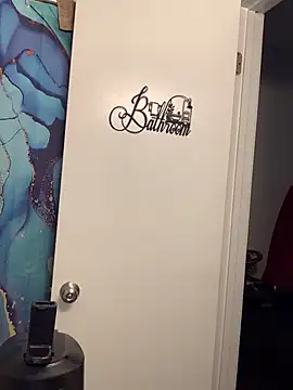 SweetHoneyBunz online show from 11/10/25, 05:29