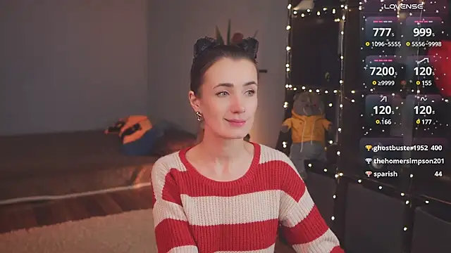 Snapshot of bananya_kitty chatting on 02/15/25, 10:33 bananya kitty online show from 02/15/25, 10:33