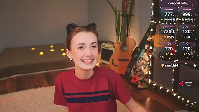 Snapshot of bananya_kitty chatting on 12/05/24, 12:36 bananya kitty online show from 12/05/24, 12:36