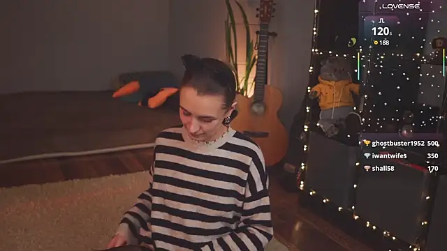 Snapshot of bananya_kitty chatting on 03/11/25, 05:57 bananya kitty online show from 03/11/25, 05:57