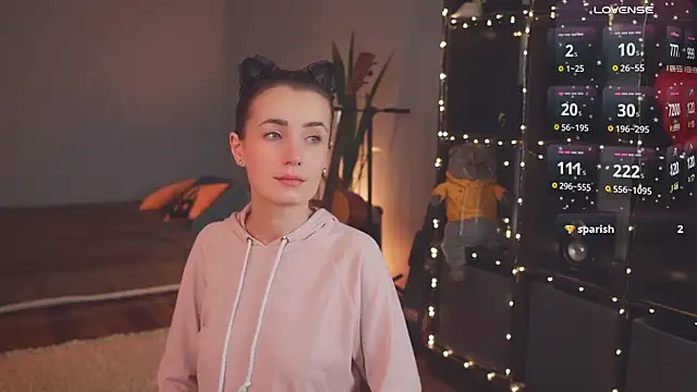 Snapshot of bananya_kitty chatting on 02/10/25, 06:03 bananya kitty online show from 02/10/25, 06:03