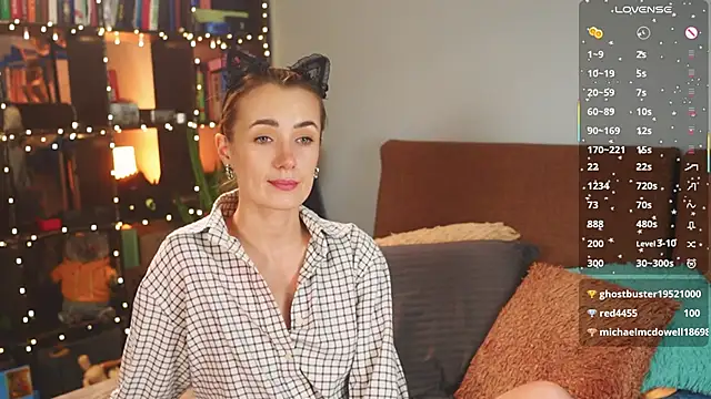 Snapshot of bananya_kitty chatting on 12/04/25, 02:10 bananya kitty online show from 12/04/25, 02:10