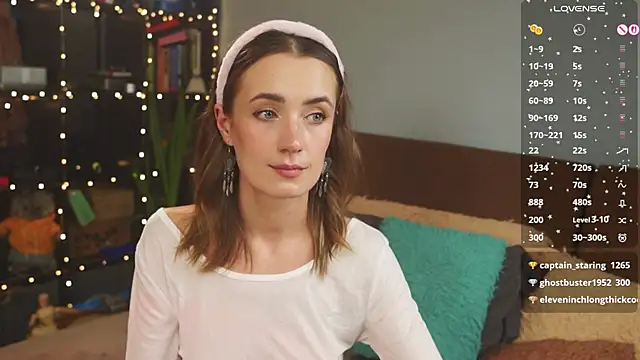 bananya kitty online show from 12/21/25, 08:20