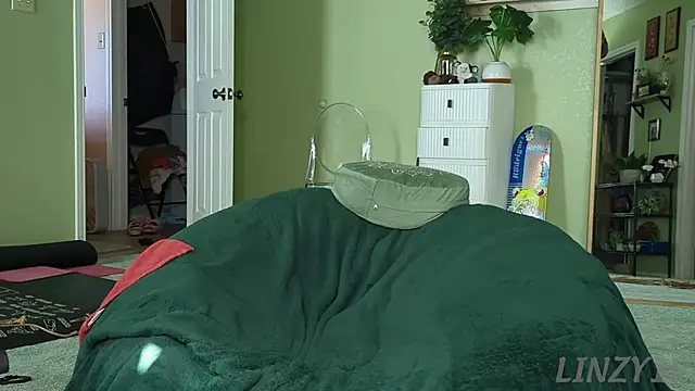 Linzy 19 online show from 01/09/26, 05:31