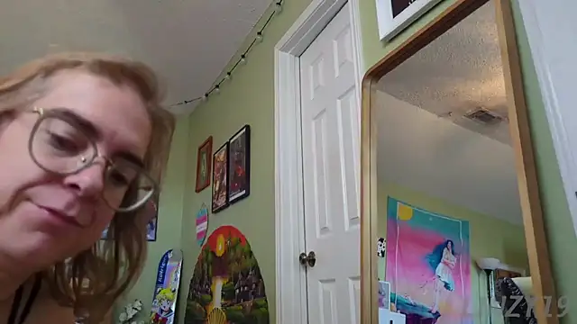 Linzy 19 online show from 03/11/25, 06:08