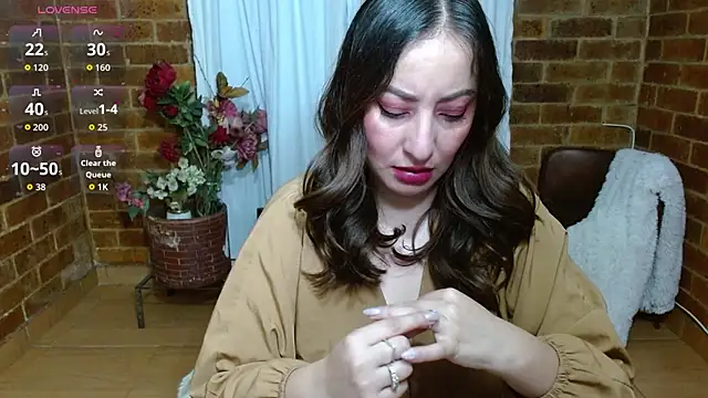 rashellroses22 online show from 04/02/26, 10:44