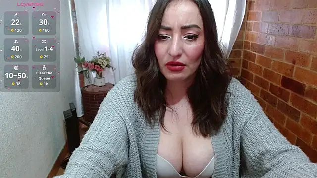 rashellroses22 online show from 12/02/25, 07:15