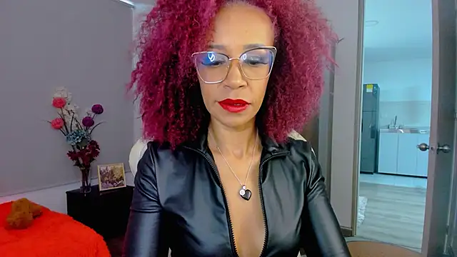 ScarlettMalbec online show from 01/05/26, 09:18