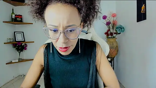 Snapshot of ScarlettMalbec chatting on 01/08/25, 11:30 ScarlettMalbec online show from 01/08/25, 11:30