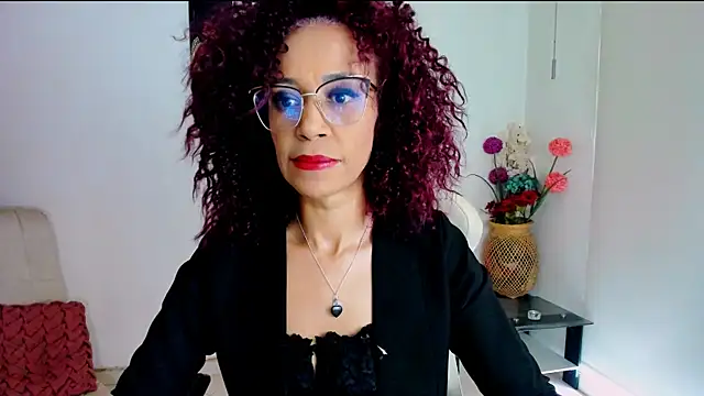 Snapshot of ScarlettMalbec chatting on 09/15/25, 09:37 ScarlettMalbec online show from 09/15/25, 09:37