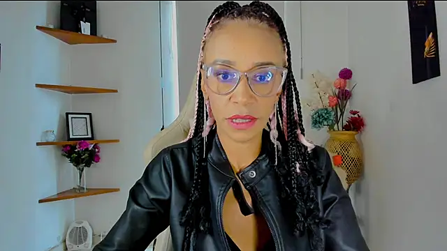 Snapshot of ScarlettMalbec chatting on 01/23/25, 10:33 ScarlettMalbec online show from 01/23/25, 10:33