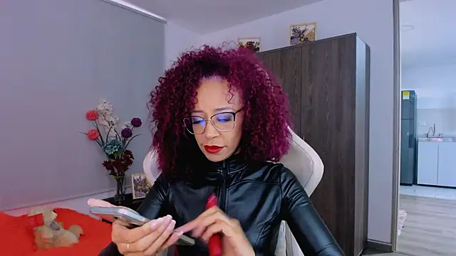 ScarlettMalbec online show from 02/10/26, 09:47