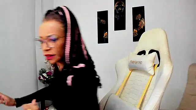 Snapshot of ScarlettMalbec chatting on 03/12/25, 11:33 ScarlettMalbec online show from 03/12/25, 11:33