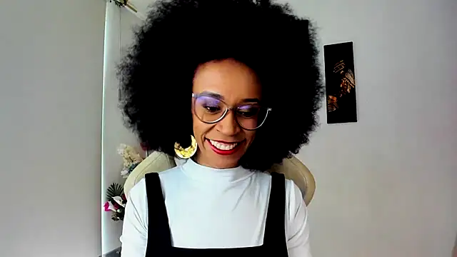 Snapshot of ScarlettMalbec chatting on 03/18/25, 09:32 ScarlettMalbec online show from 03/18/25, 09:32