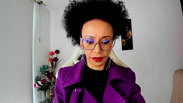 Snapshot of ScarlettMalbec chatting on 03/19/25, 09:05 ScarlettMalbec online show from 03/19/25, 09:05