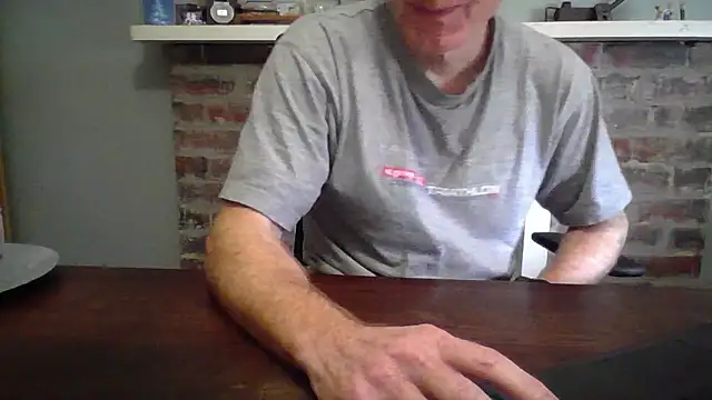 Snapshot of jiggy77777 chatting on 12/09/24, 12:34 jiggy77777 online show from 12/09/24, 12:34