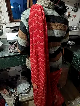 COUPLLE VILLAGE online show from 02/11/26, 04:23