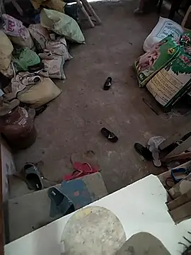 COUPLLE VILLAGE online show from 12/20/25, 03:09