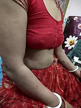 COUPLLE VILLAGE online show from 02/10/26, 04:17