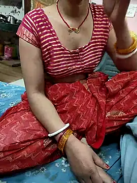 COUPLLE VILLAGE online show from 02/06/26, 11:23