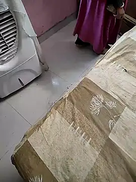 COUPLLE VILLAGE online show from 11/26/25, 02:55