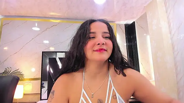 Snapshot of Lia-Anahiz chatting on 03/08/25, 06:43 Lia-Anahiz online show from 03/08/25, 06:43