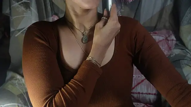 -AyeshaSinghania- online show from 11/01/25, 08:30