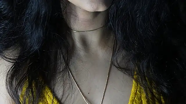 Snapshot of -AyeshaSinghania- chatting on 02/19/25, 06:00 -AyeshaSinghania- online show from 02/19/25, 06:00