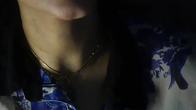 -AyeshaSinghania- online show from 10/31/25, 09:39