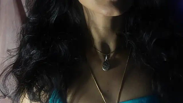 Snapshot of -AyeshaSinghania- chatting on 10/07/25, 05:36 -AyeshaSinghania- online show from 10/07/25, 05:36