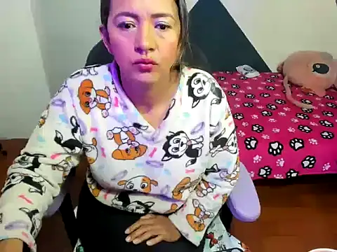 daleska ayala 1 online show from 11/05/25, 01:03