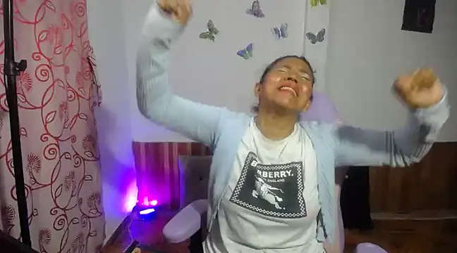 daleska ayala 1 online show from 03/19/25, 07:49