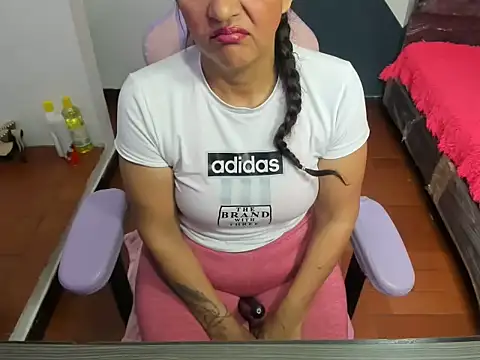 daleska ayala 1 online show from 09/19/25, 04:11