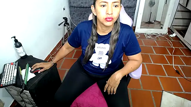 daleska ayala 1 online show from 03/19/26, 07:47