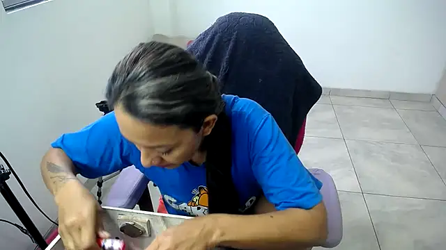 daleska ayala 1 online show from 12/19/25, 12:40