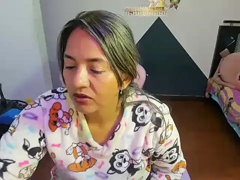 daleska ayala 1 online show from 10/11/25, 05:30