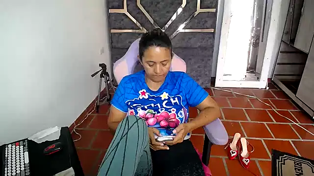 daleska ayala 1 online show from 03/16/26, 07:05