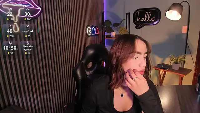 emily roberts1 online show from 12/14/25, 06:08