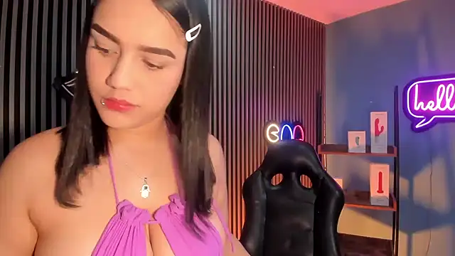 emily roberts1 online show from 03/13/25, 06:34