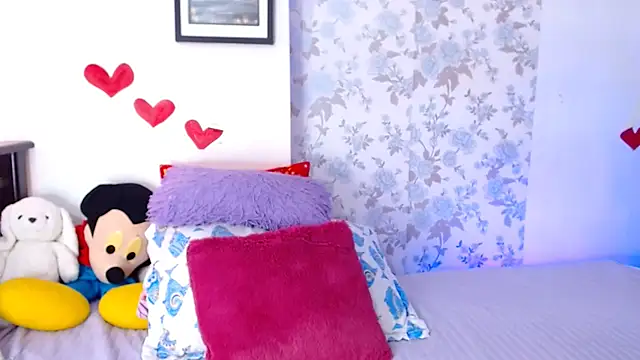 vanessa cute1 online show from 12/04/25, 06:07