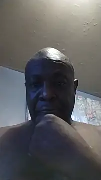 Snapshot of macnificent1fr chatting on 09/23/25, 11:45 macnificent1fr online show from 09/23/25, 11:45