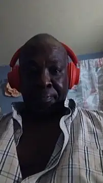 Snapshot of macnificent1fr chatting on 09/23/25, 05:03 macnificent1fr online show from 09/23/25, 05:03